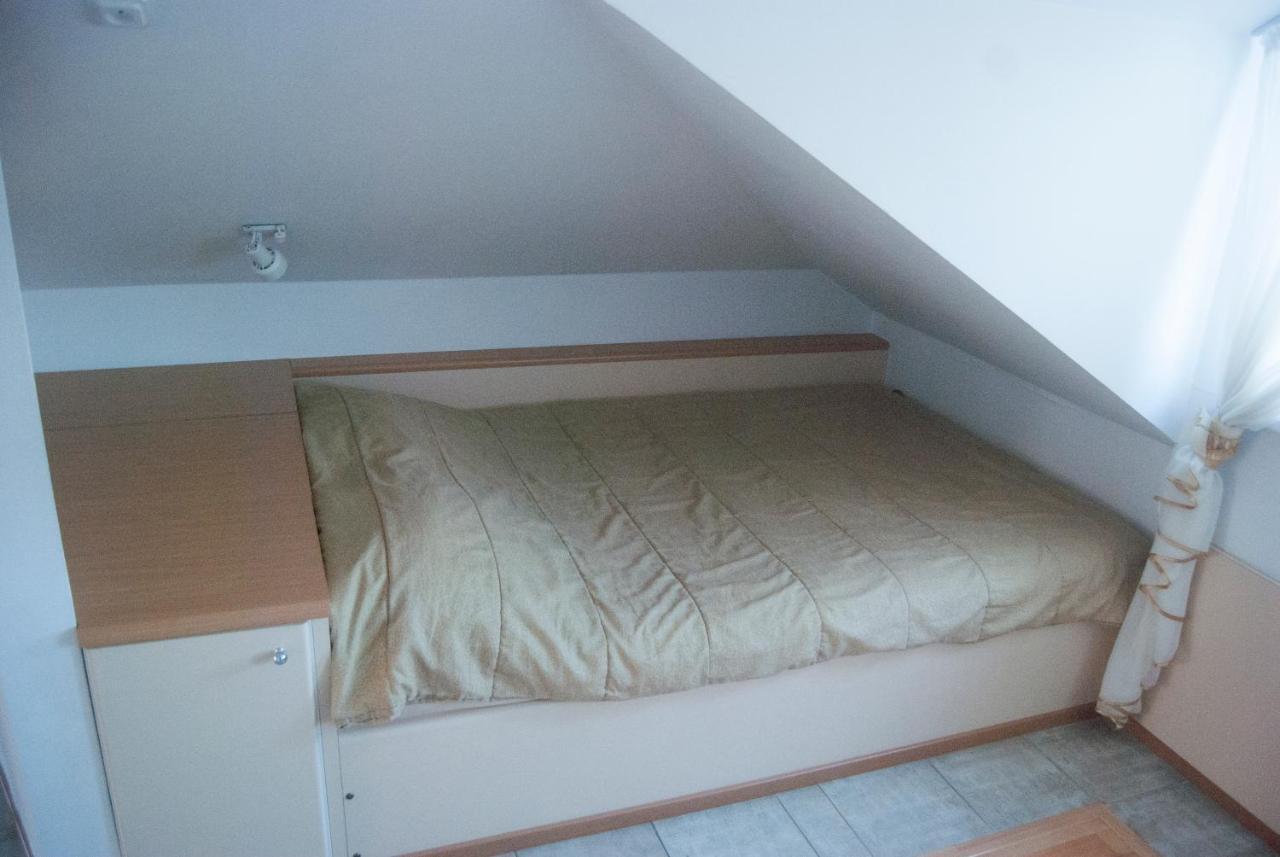 Nette Hotel Pärnu Szoba fotó